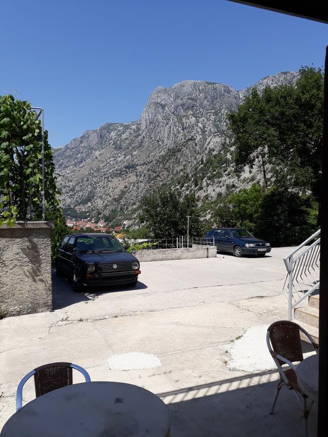 Guest House Sandra Kotor Kültér fotó
